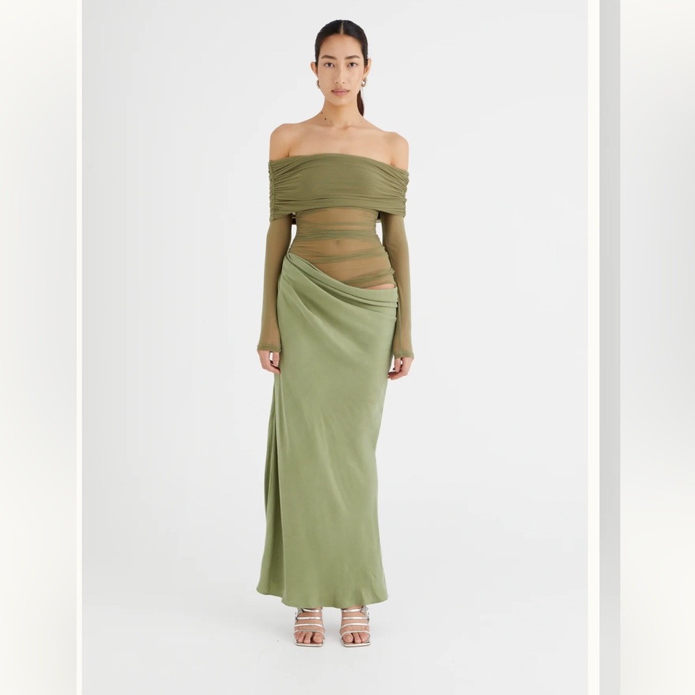 Yasmin Off Shoulder Maxi Dress AU 6 - BENNI